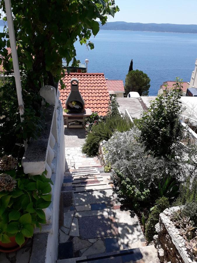 Apartments With A Parking Space Pisak, Omis - 1009 المظهر الخارجي الصورة