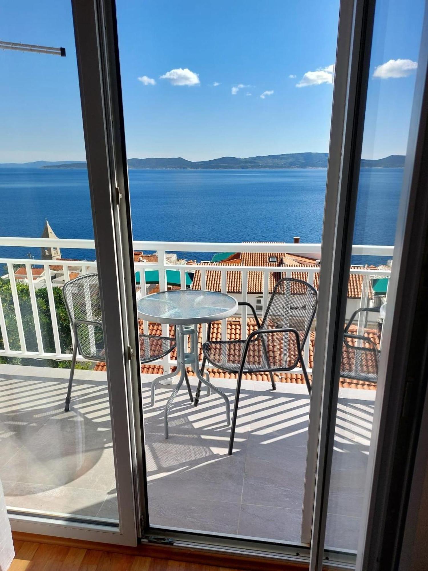 Apartments With A Parking Space Pisak, Omis - 1009 المظهر الخارجي الصورة
